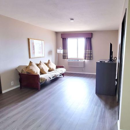 Super 8 By Wyndham Paris Otel Dış mekan fotoğraf