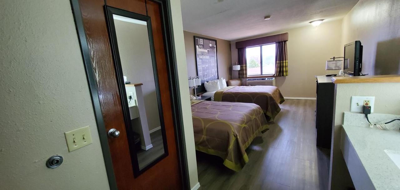 Super 8 By Wyndham Paris Otel Dış mekan fotoğraf