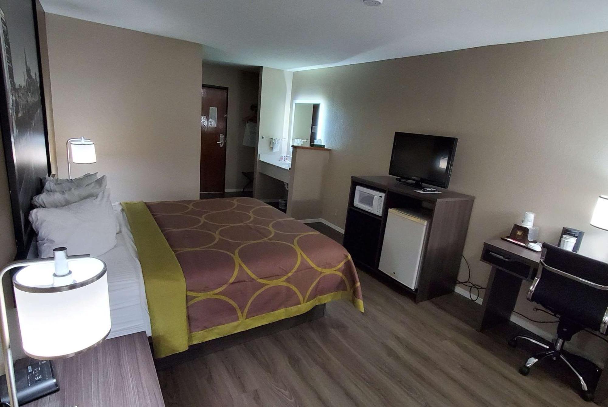 Super 8 By Wyndham Paris Otel Dış mekan fotoğraf