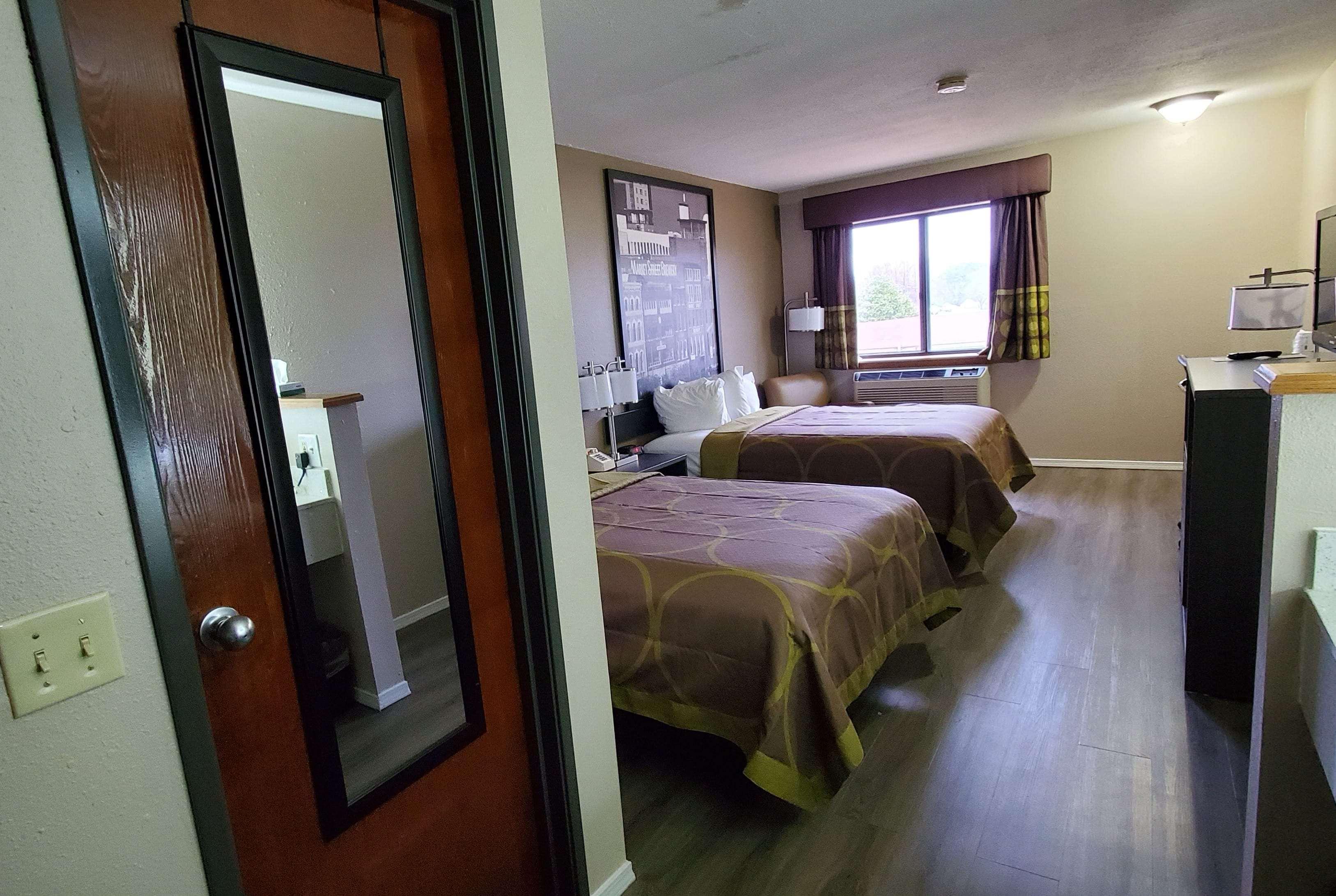 Super 8 By Wyndham Paris Otel Dış mekan fotoğraf